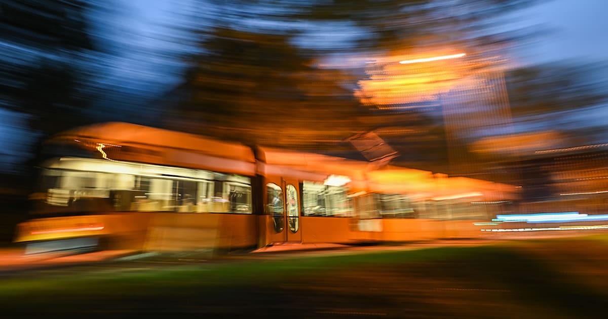 Unknown assailants insult teenager on Dresden tram - | Attack at ...