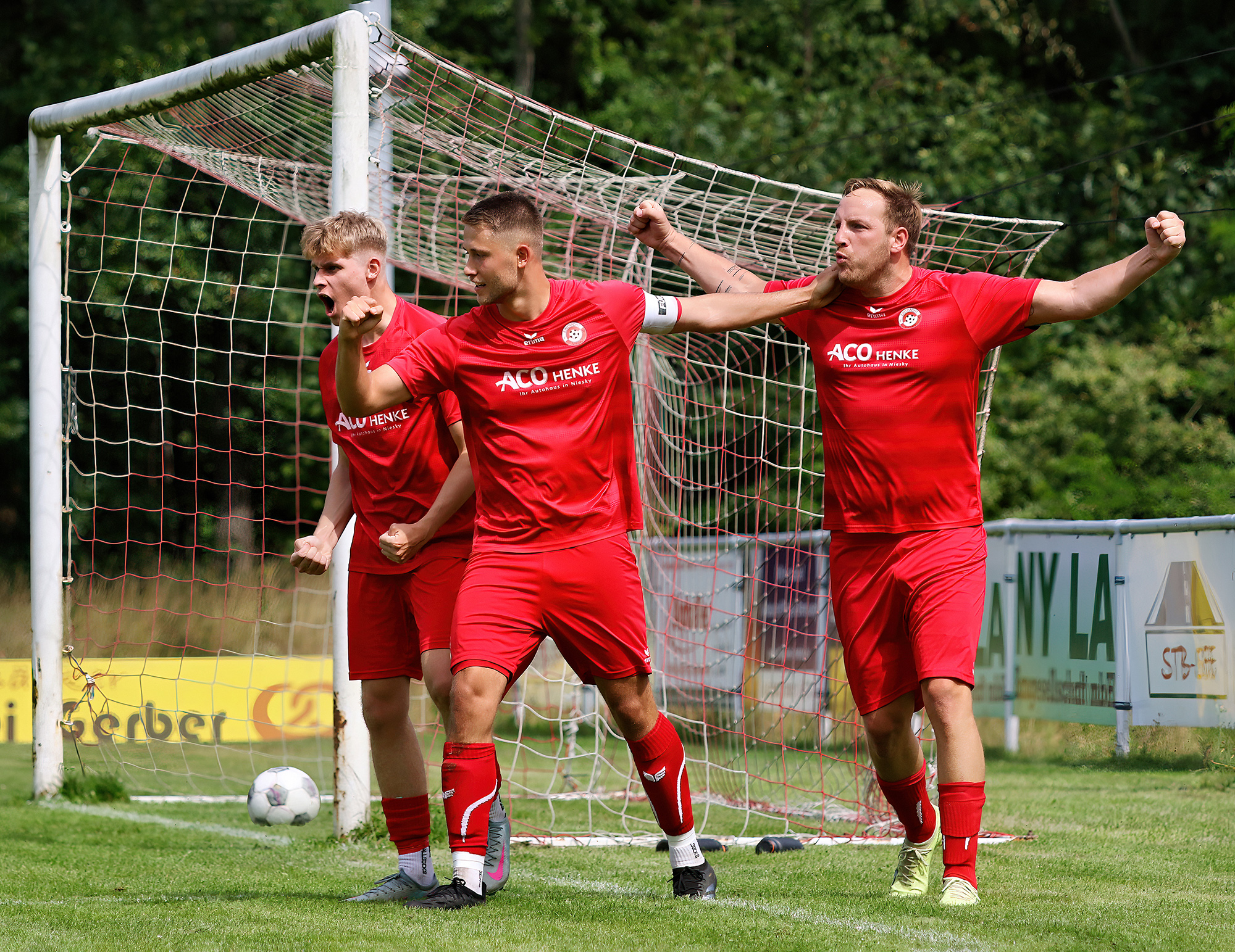Eintracht Niesky überrascht mit 4:0-Sieg gegen FSV Oderwitz im ...
